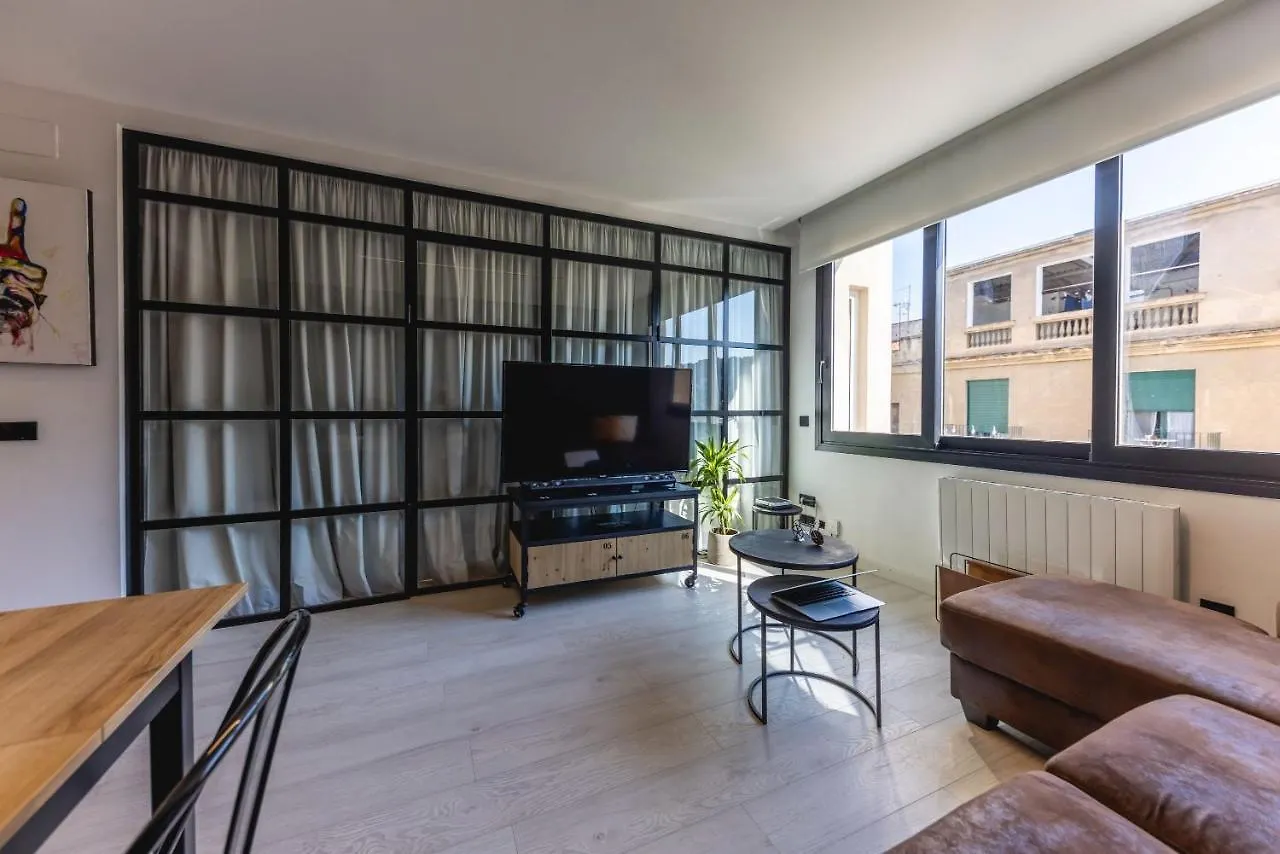 Bravissimo Les Voltes, Modern 1-Bedroom Apartment Girona Spain