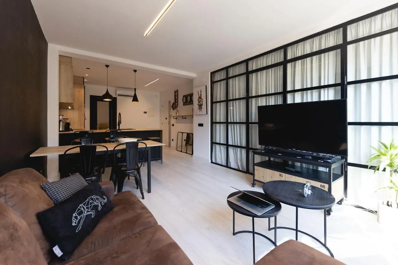 Bravissimo Les Voltes, Modern 1-Bedroom Apartment Girona