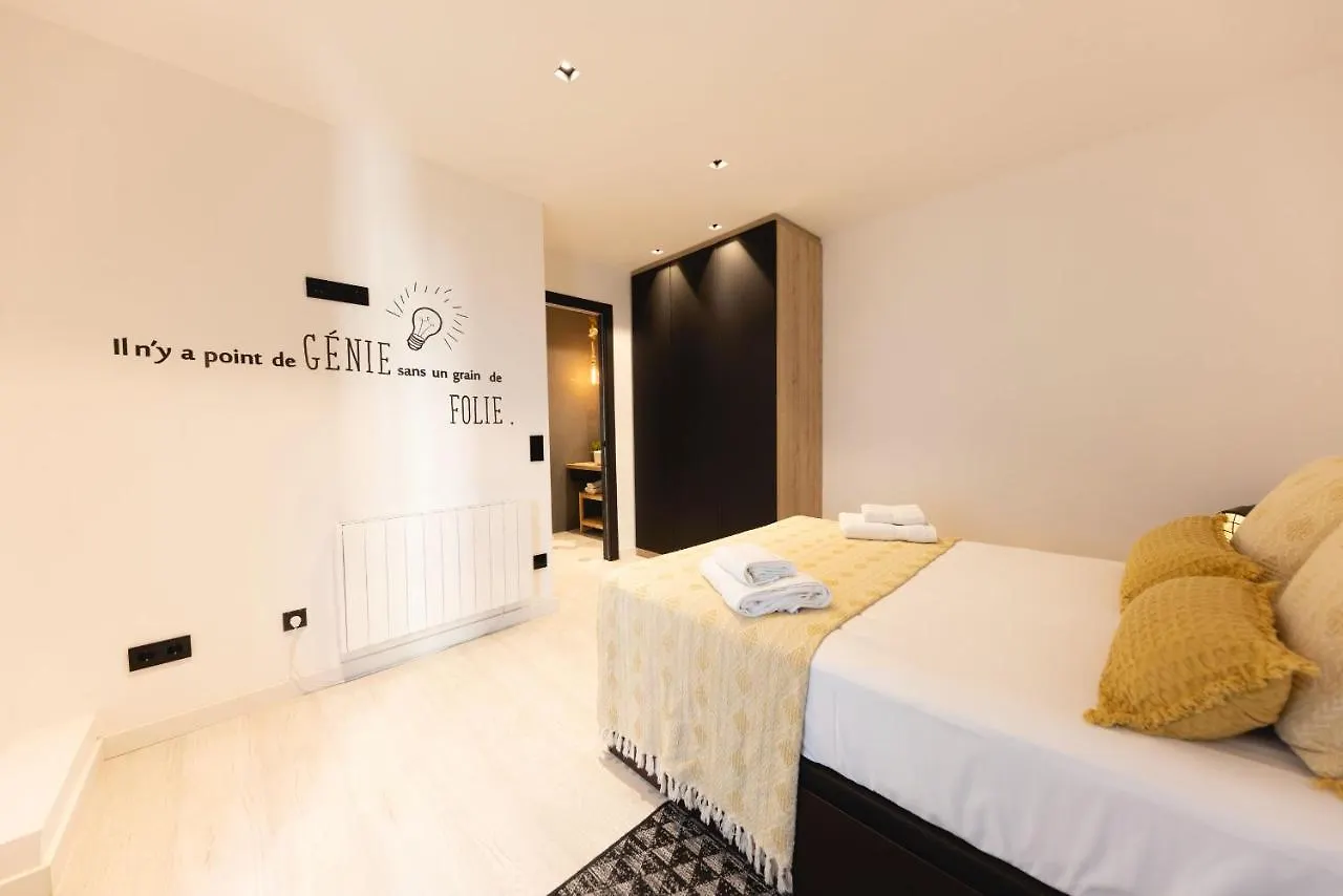 Bravissimo Les Voltes, Modern 1-Bedroom Apartment Girona