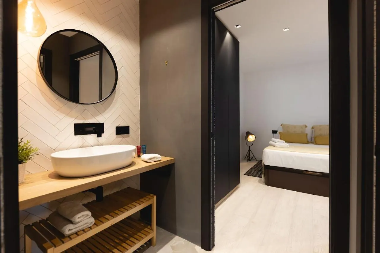 Bravissimo Les Voltes, Modern 1-Bedroom Apartment Girona