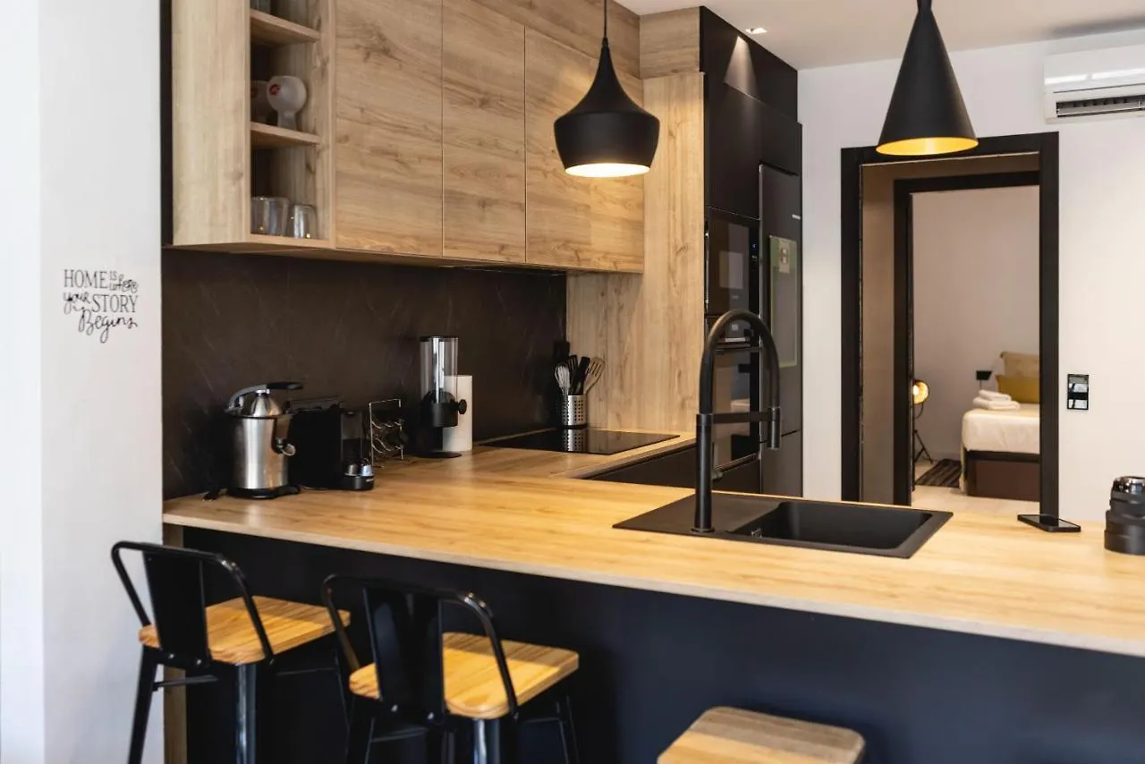 Bravissimo Les Voltes, Modern 1-Bedroom Apartment Girona 0*,  Spain