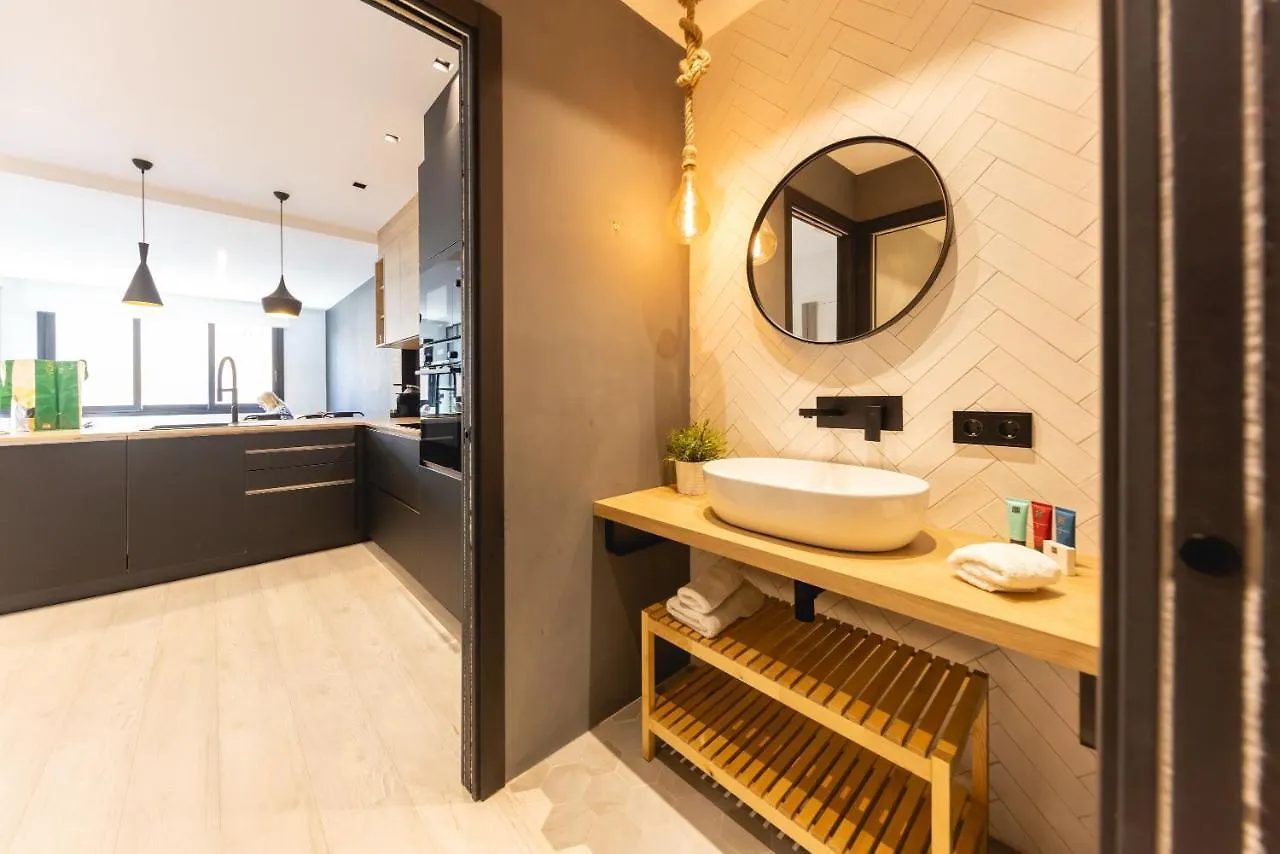 Bravissimo Les Voltes, Modern 1-Bedroom Apartment Girona