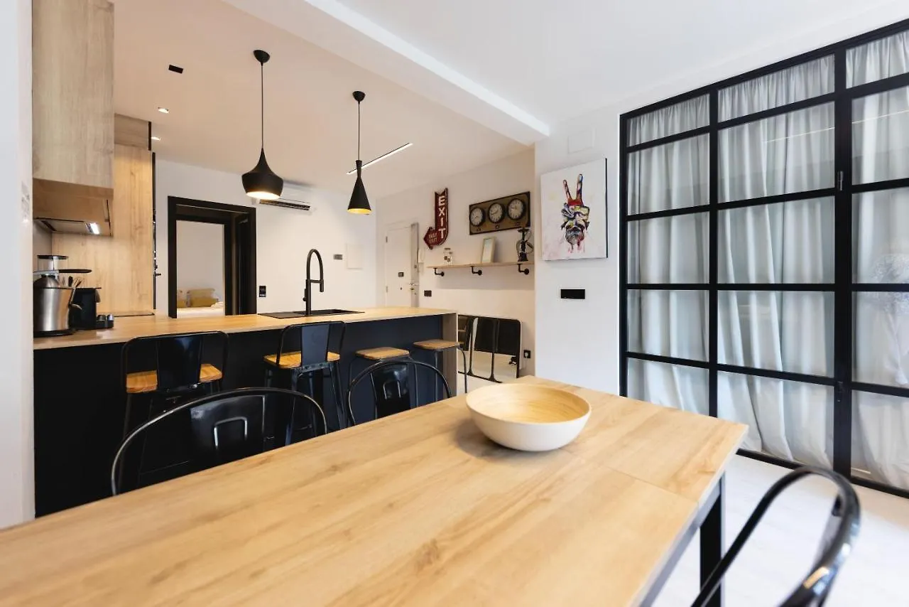 Bravissimo Les Voltes, Modern 1-Bedroom Apartment Girona